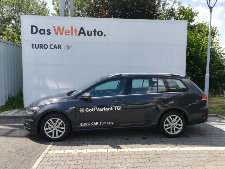 Volkswagen Golf fotka