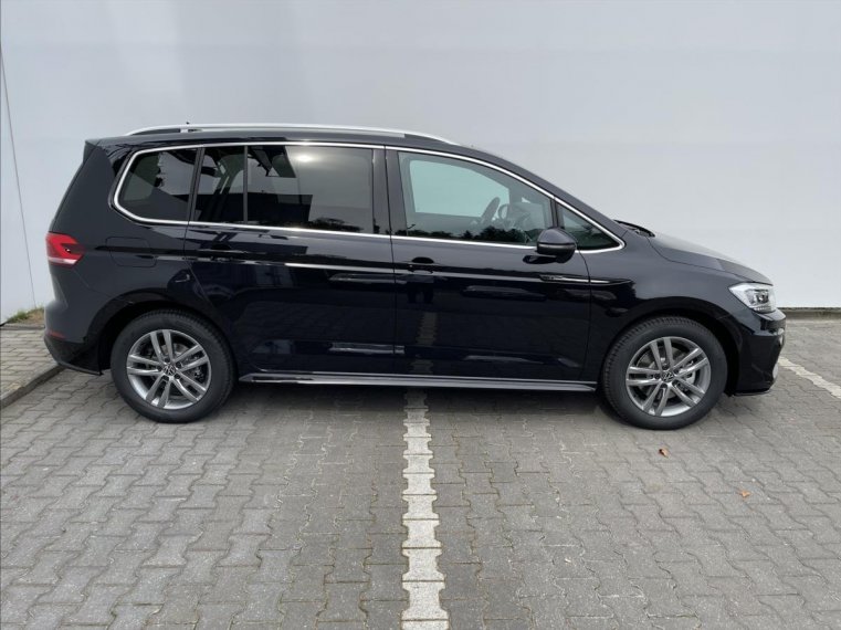 Volkswagen Touran fotka