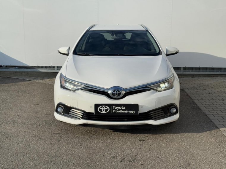 Toyota Auris fotka