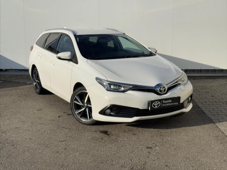 Toyota Auris fotka