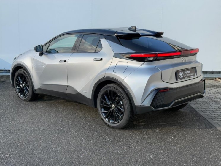 C-HR foto