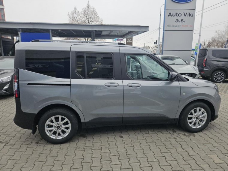 Ford Tourneo Courier fotka