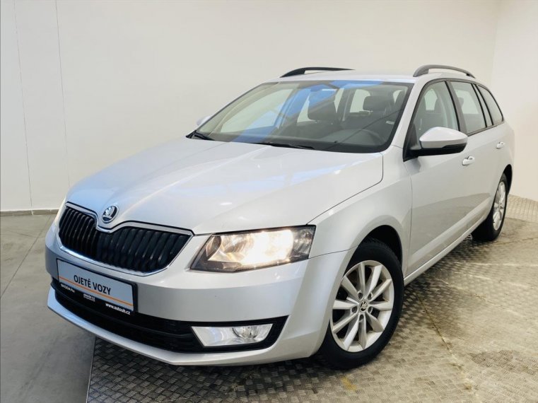 Škoda Octavia fotka