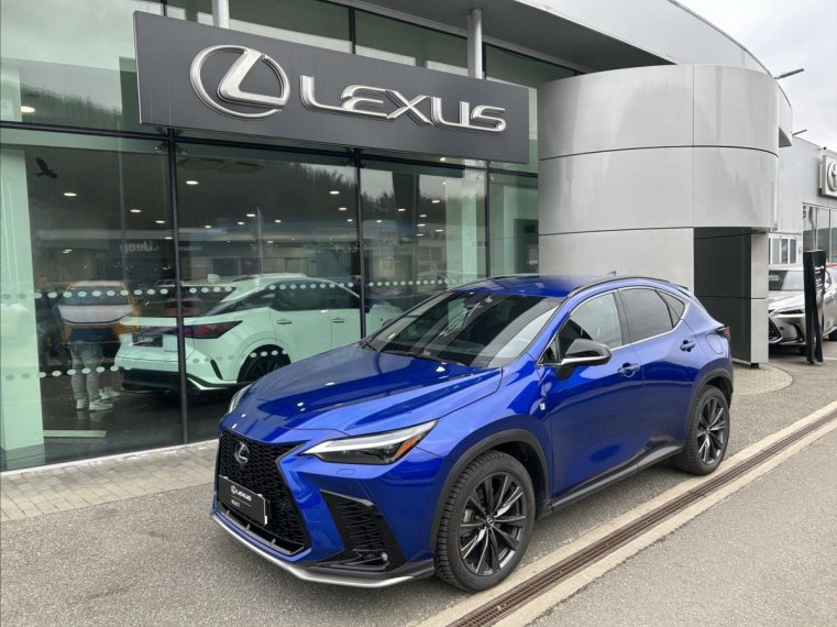 Lexus NX 450h+ fotka