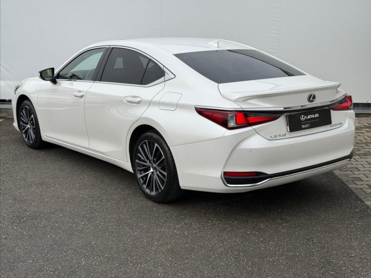 Lexus ES 300h fotka