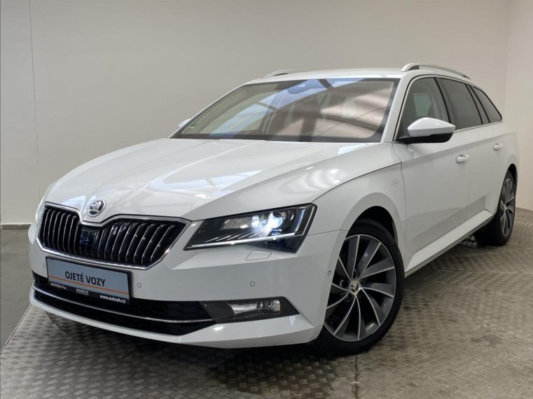 Škoda Superb fotka